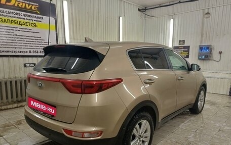 KIA Sportage IV рестайлинг, 2018 год, 2 180 000 рублей, 13 фотография