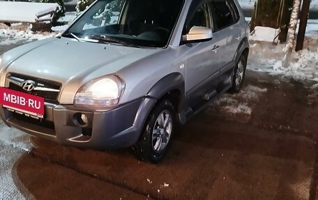 Hyundai Tucson III, 2008 год, 900 000 рублей, 6 фотография