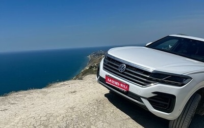 Volkswagen Touareg III, 2018 год, 5 900 000 рублей, 1 фотография