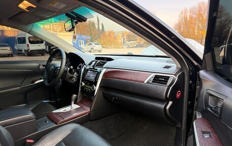 Toyota Camry, 2013 год, 1 830 000 рублей, 22 фотография