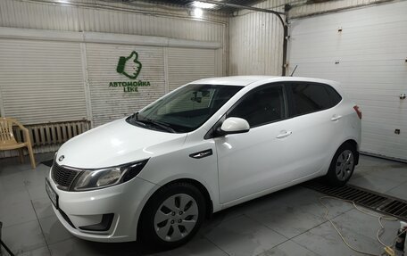 KIA Rio III рестайлинг, 2013 год, 920 000 рублей, 7 фотография