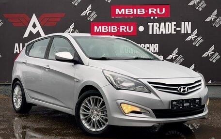 Hyundai Solaris II рестайлинг, 2016 год, 1 090 000 рублей, 1 фотография