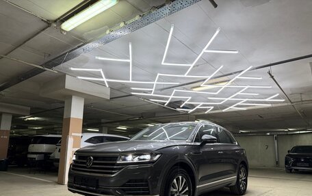 Volkswagen Touareg III, 2022 год, 9 600 000 рублей, 1 фотография