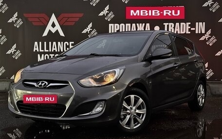 Hyundai Solaris II рестайлинг, 2011 год, 835 000 рублей, 3 фотография