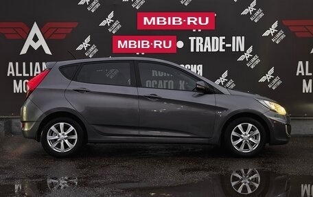 Hyundai Solaris II рестайлинг, 2011 год, 835 000 рублей, 10 фотография