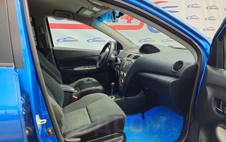 Toyota Yaris III рестайлинг, 2009 год, 690 000 рублей, 6 фотография