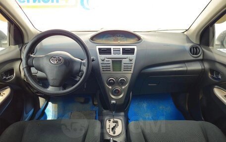 Toyota Yaris III рестайлинг, 2009 год, 690 000 рублей, 7 фотография