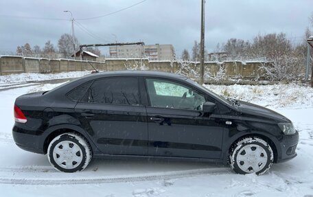 Volkswagen Polo VI (EU Market), 2013 год, 800 000 рублей, 4 фотография