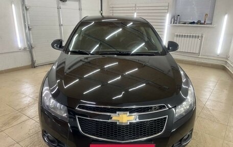 Chevrolet Cruze II, 2010 год, 877 000 рублей, 5 фотография