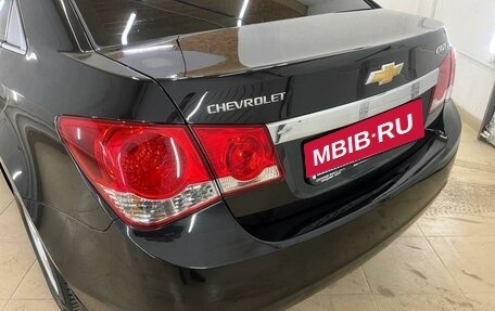 Chevrolet Cruze II, 2010 год, 877 000 рублей, 34 фотография