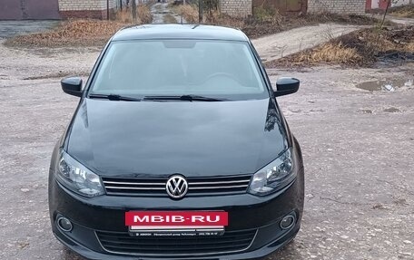 Volkswagen Polo VI (EU Market), 2014 год, 860 000 рублей, 3 фотография