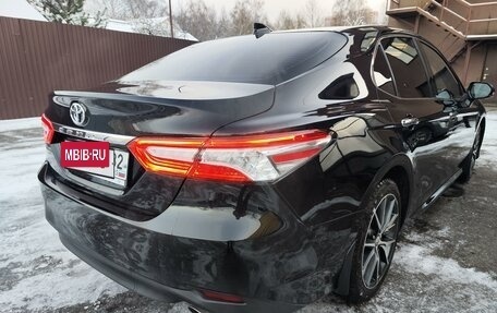 Toyota Camry, 2022 год, 3 590 000 рублей, 7 фотография