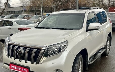 Toyota Land Cruiser Prado 150 рестайлинг 2, 2016 год, 4 090 000 рублей, 8 фотография