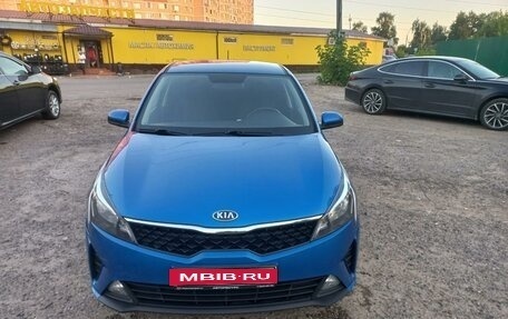 KIA Rio IV, 2021 год, 1 600 000 рублей, 4 фотография