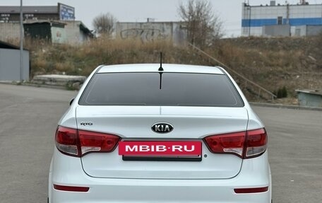 KIA Rio III рестайлинг, 2015 год, 1 065 000 рублей, 6 фотография