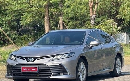 Toyota Camry, 2021 год, 2 550 000 рублей, 1 фотография