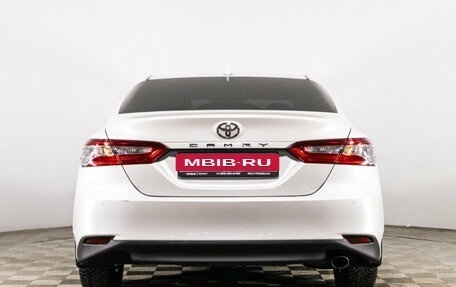 Toyota Camry, 2018 год, 2 699 777 рублей, 6 фотография