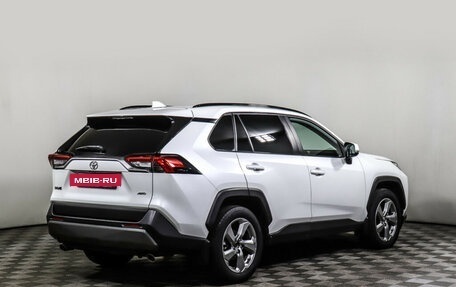 Toyota RAV4, 2020 год, 3 598 000 рублей, 5 фотография