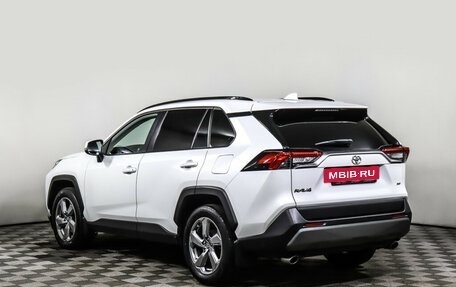 Toyota RAV4, 2020 год, 3 598 000 рублей, 7 фотография