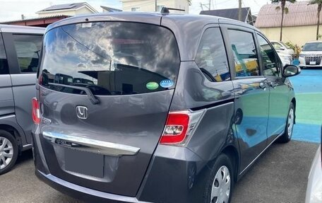 Honda Freed I, 2016 год, 843 000 рублей, 6 фотография