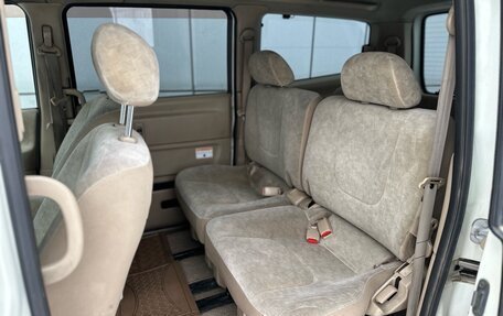 Nissan Serena II, 2003 год, 749 000 рублей, 10 фотография