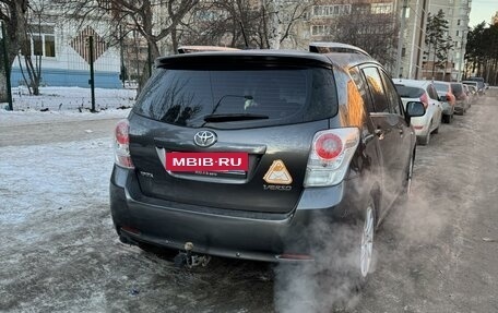 Toyota Verso I, 2011 год, 1 500 000 рублей, 6 фотография