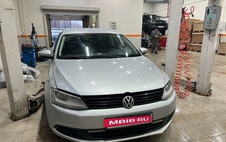 Volkswagen Jetta VI, 2011 год, 950 000 рублей, 5 фотография