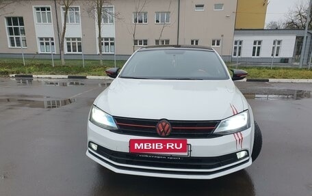 Volkswagen Jetta VI, 2017 год, 950 000 рублей, 2 фотография