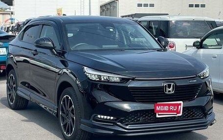 Honda Vezel, 2021 год, 1 650 000 рублей, 2 фотография