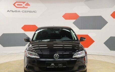 Volkswagen Jetta VI, 2014 год, 1 090 000 рублей, 2 фотография