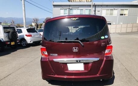 Honda Freed I, 2015 год, 913 000 рублей, 6 фотография