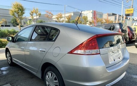 Honda Insight II рестайлинг, 2010 год, 560 016 рублей, 4 фотография