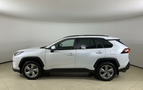 Toyota RAV4, 2021 год, 3 299 000 рублей, 8 фотография