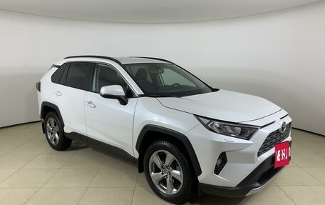 Toyota RAV4, 2021 год, 3 299 000 рублей, 3 фотография