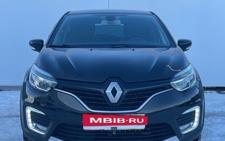 Renault Kaptur I рестайлинг, 2019 год, 1 800 000 рублей, 2 фотография