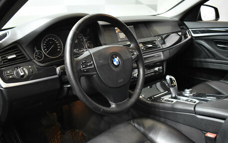 BMW 5 серия, 2012 год, 13 фотография