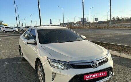 Toyota Camry, 2016 год, 1 815 000 рублей, 6 фотография