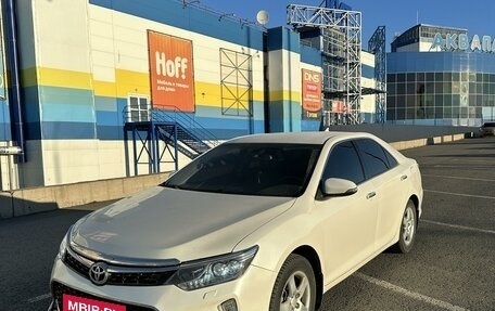 Toyota Camry, 2016 год, 1 815 000 рублей, 2 фотография