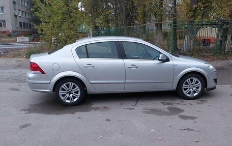 Opel Astra H, 2011 год, 820 000 рублей, 4 фотография