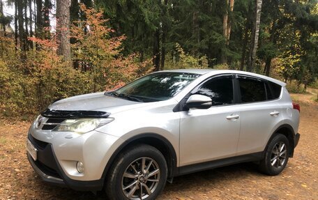 Toyota RAV4, 2013 год, 1 850 000 рублей, 2 фотография