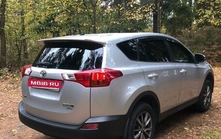 Toyota RAV4, 2013 год, 1 850 000 рублей, 4 фотография