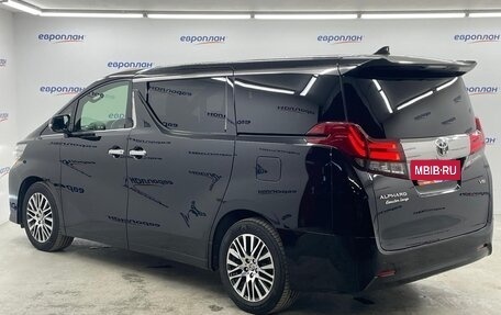 Toyota Alphard III, 2017 год, 4 650 000 рублей, 4 фотография