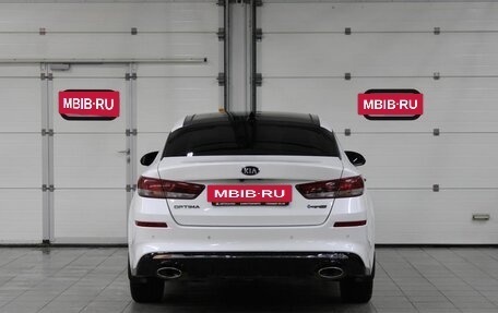 KIA Optima IV, 2018 год, 2 277 000 рублей, 6 фотография