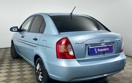 Hyundai Verna II, 2008 год, 525 000 рублей, 3 фотография