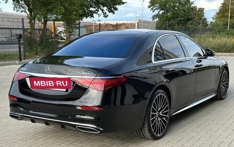 Mercedes-Benz S-Класс, 2023 год, 22 000 000 рублей, 4 фотография