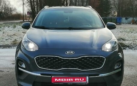 KIA Sportage IV рестайлинг, 2020 год, 2 350 000 рублей, 3 фотография