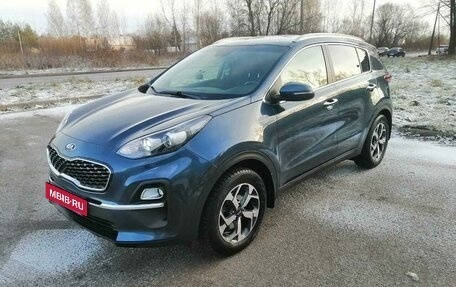 KIA Sportage IV рестайлинг, 2020 год, 2 350 000 рублей, 2 фотография