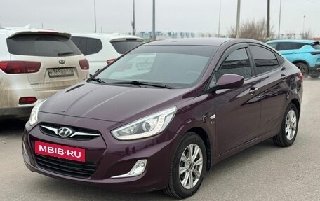 Hyundai Solaris II рестайлинг, 2013 год, 997 000 рублей, 2 фотография