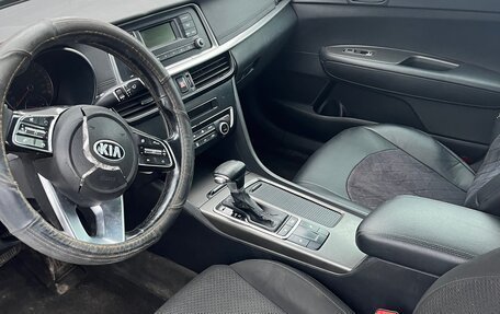 KIA Optima IV, 2018 год, 965 000 рублей, 5 фотография