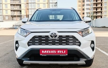 Toyota RAV4, 2021 год, 3 380 000 рублей, 5 фотография